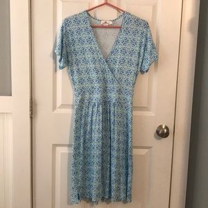 Vineyard Vines dress, railing print